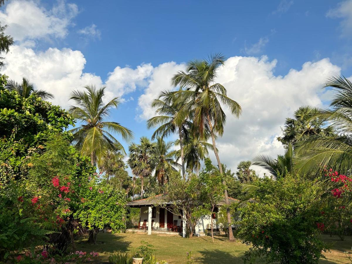 108 Palms Beach Resort Trincomalee Ngoại thất bức ảnh