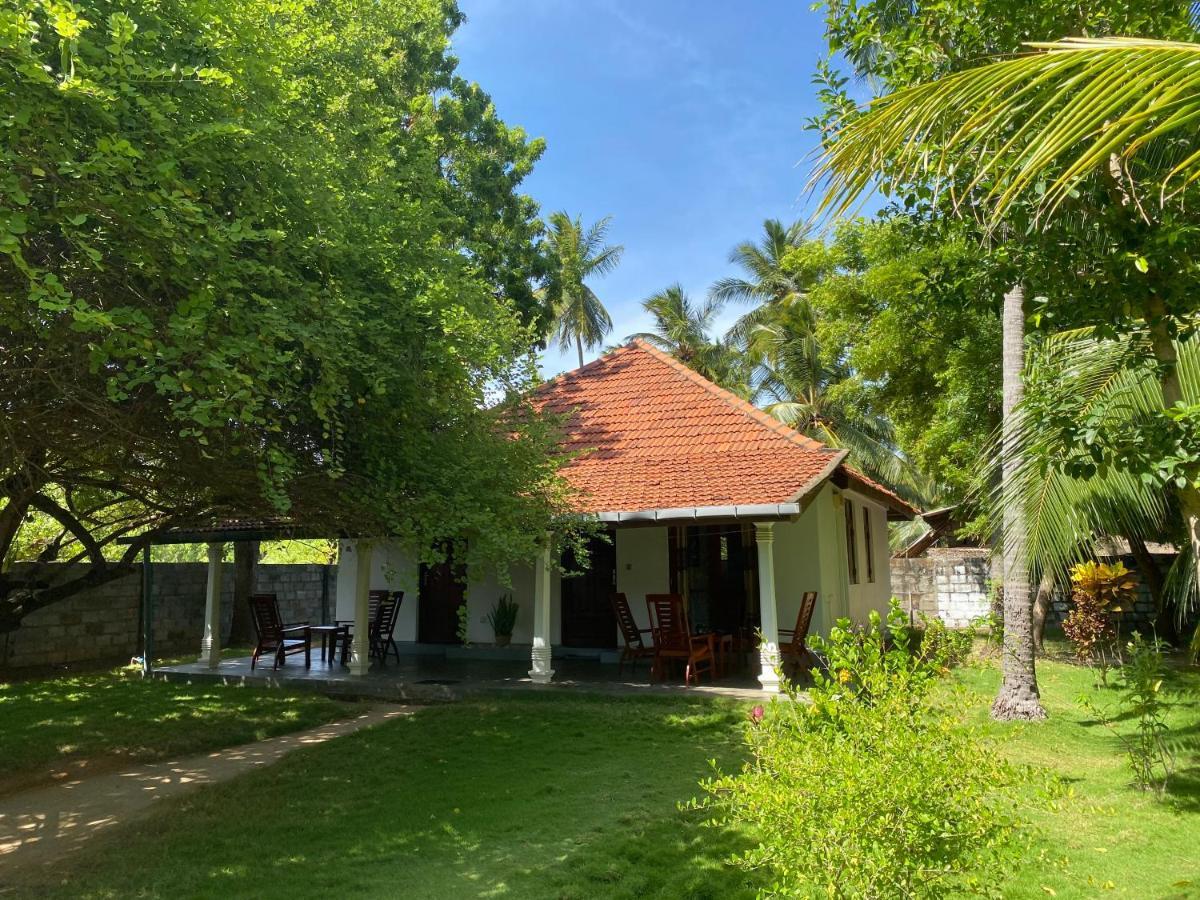 108 Palms Beach Resort Trincomalee Ngoại thất bức ảnh