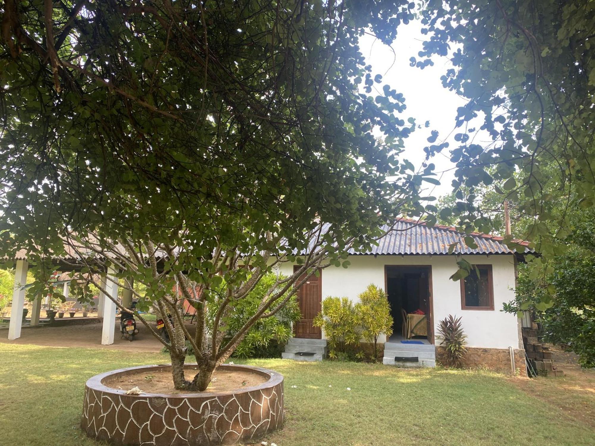 108 Palms Beach Resort Trincomalee Ngoại thất bức ảnh