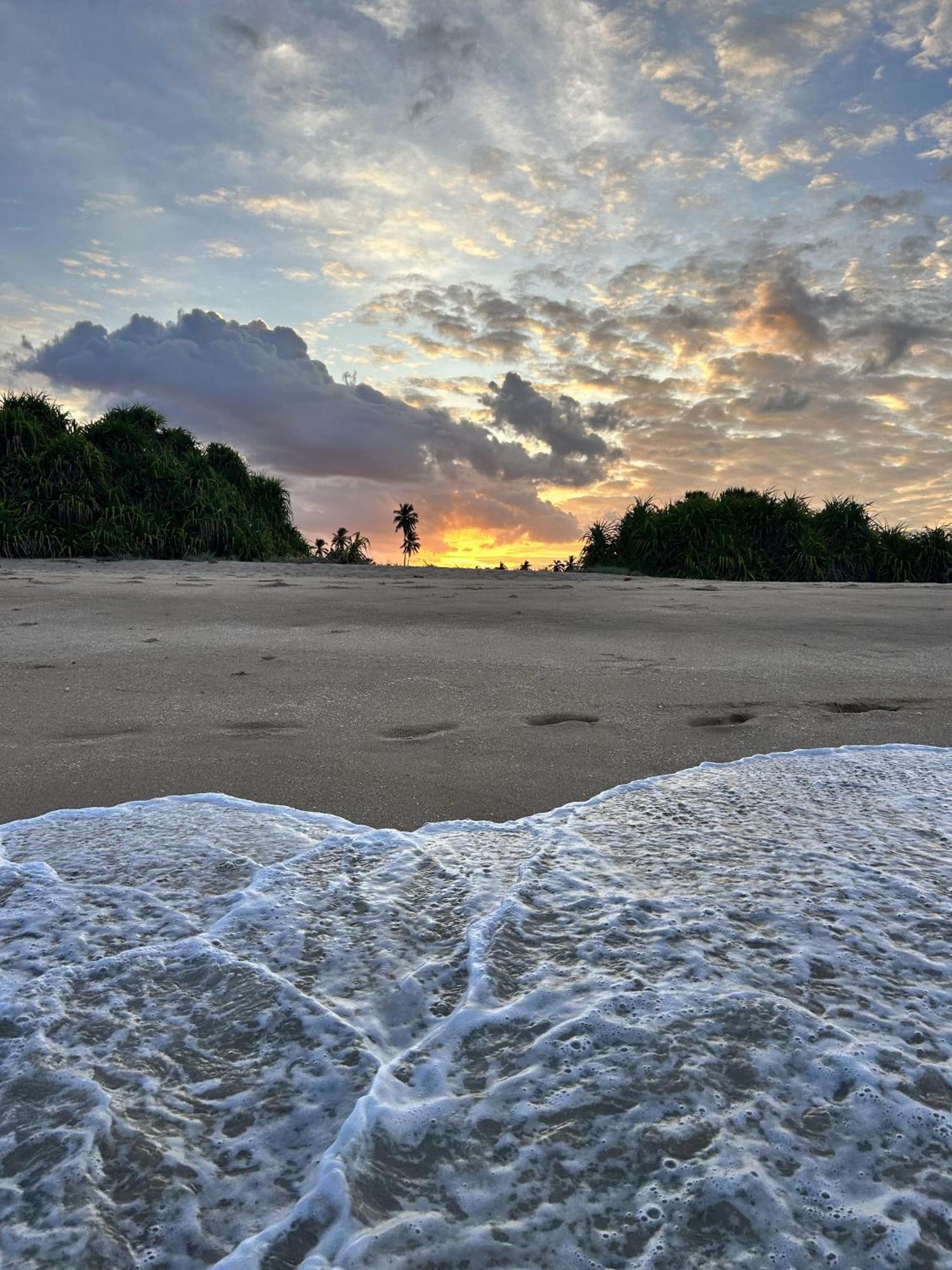 108 Palms Beach Resort Trincomalee Ngoại thất bức ảnh