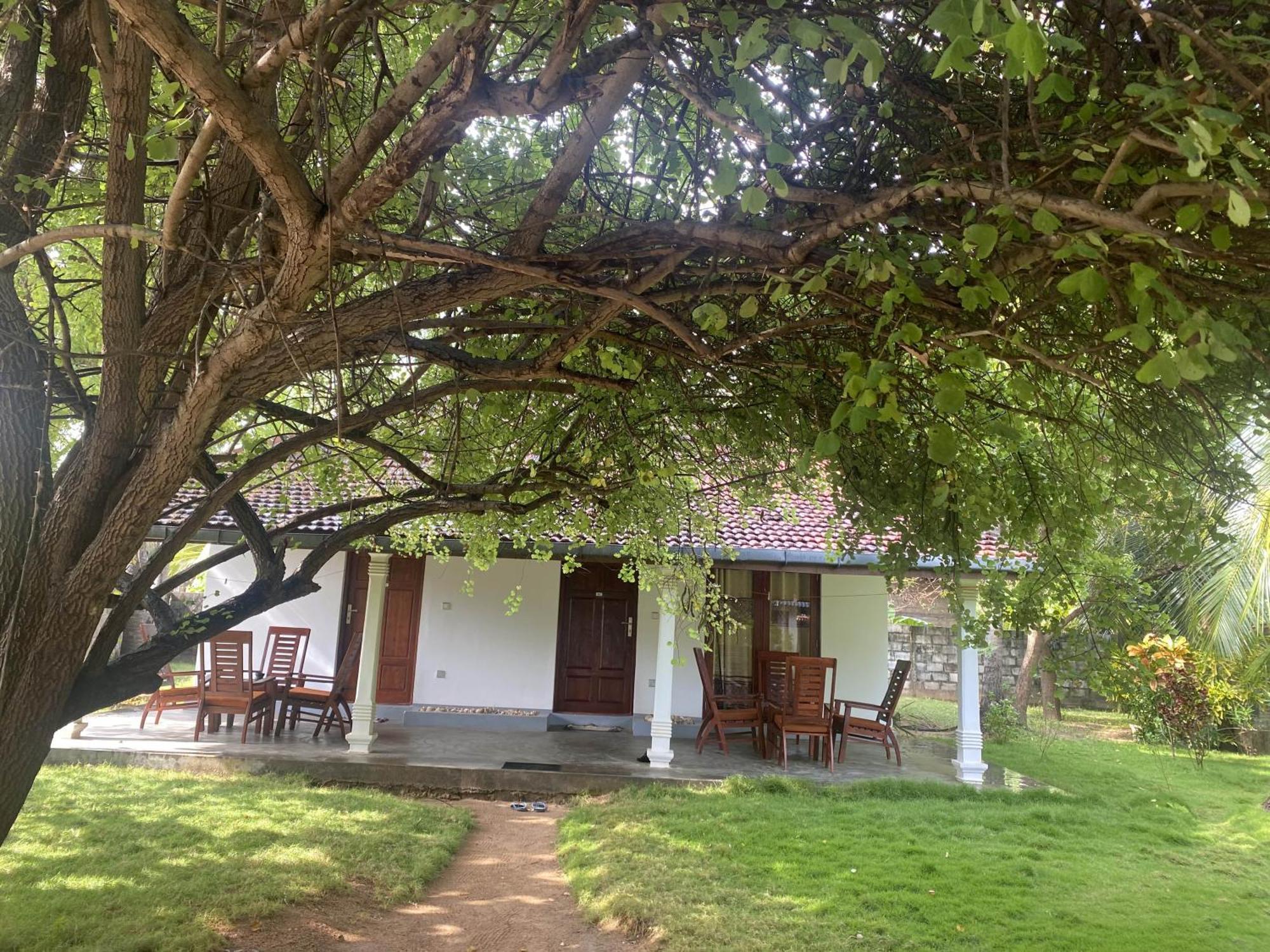 108 Palms Beach Resort Trincomalee Ngoại thất bức ảnh