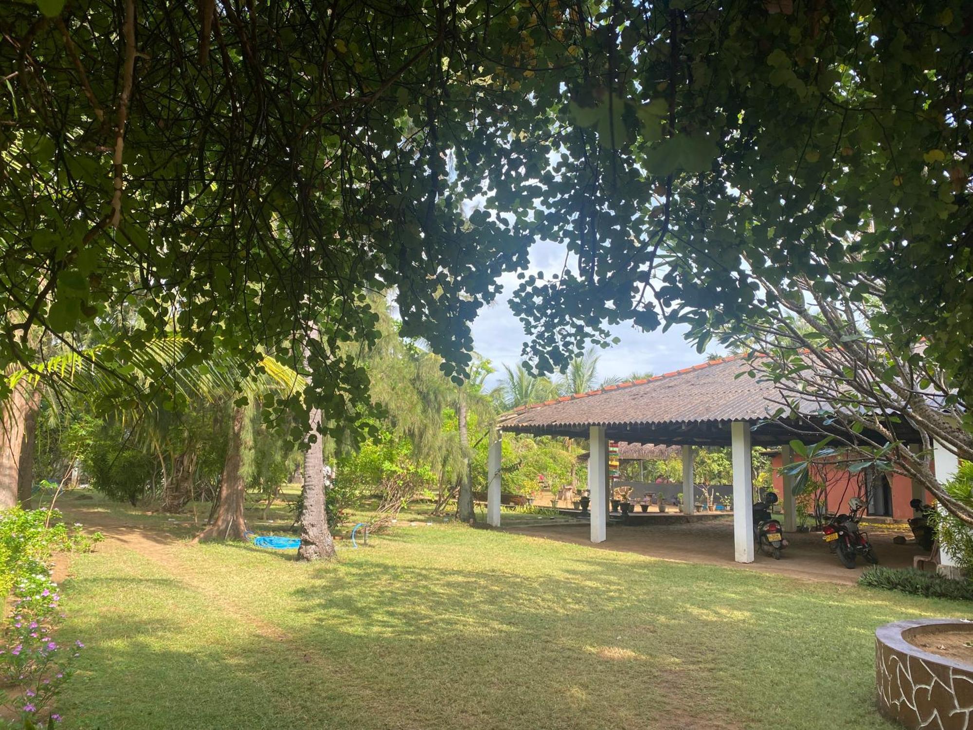 108 Palms Beach Resort Trincomalee Ngoại thất bức ảnh