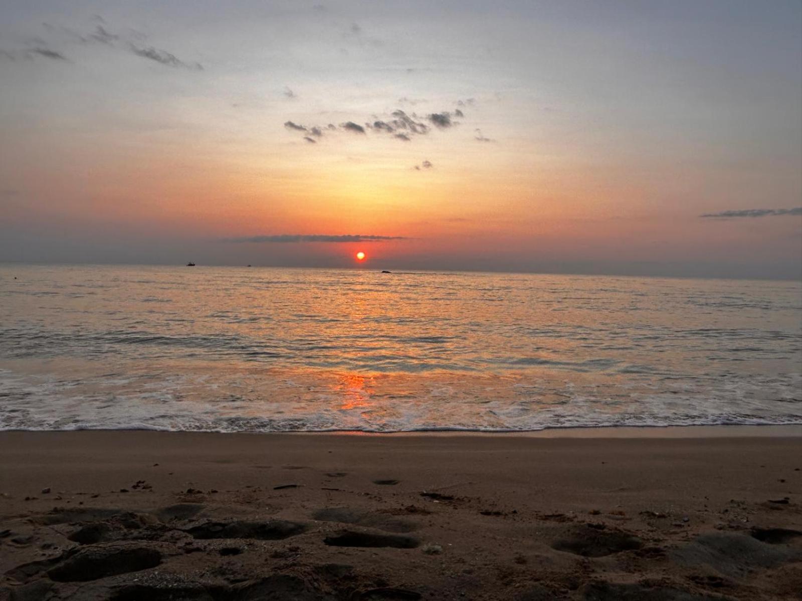 108 Palms Beach Resort Trincomalee Ngoại thất bức ảnh